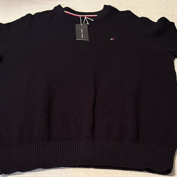Men's Tommy Hilfiger Navy Blue Crewneck Sweater Size M NWT - Picture 2 of 4
